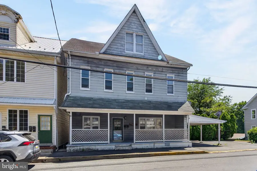 128 E Market St, Williamstown, PA 17098 - #2