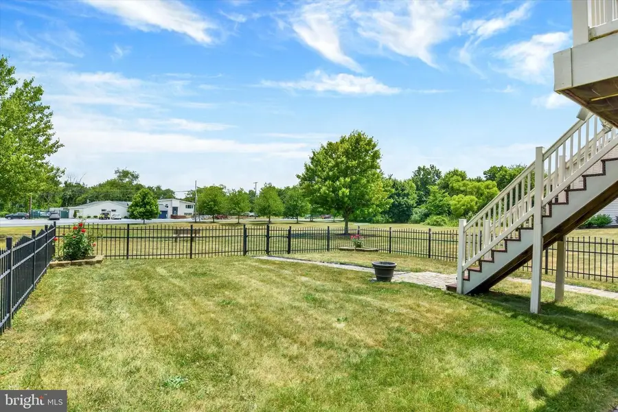 215 Brookridge Ct, Harrisburg, PA 17112 - #3