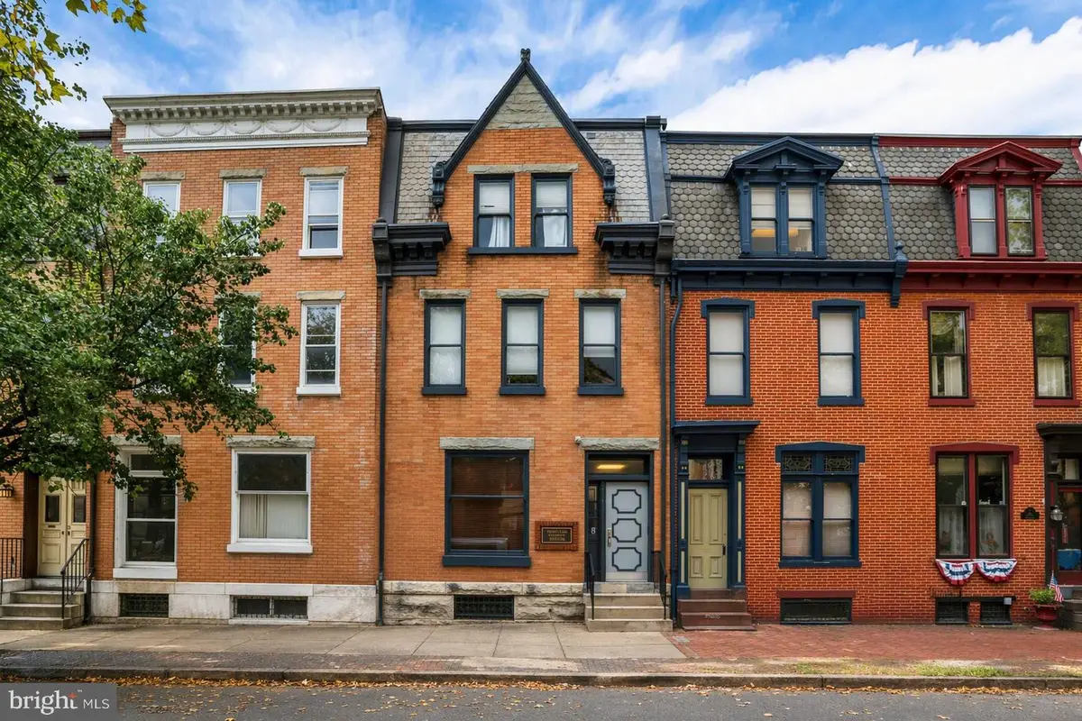 218 North St, Harrisburg, PA 17101 - #1