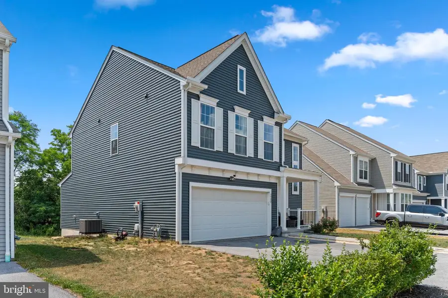 1722 Bradley Dr, Harrisburg, PA 17110 - #2