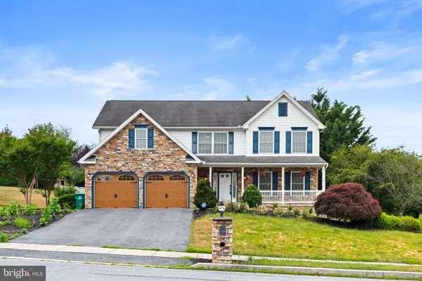 6507 Liptak Dr, HARRISBURG, PA 17112