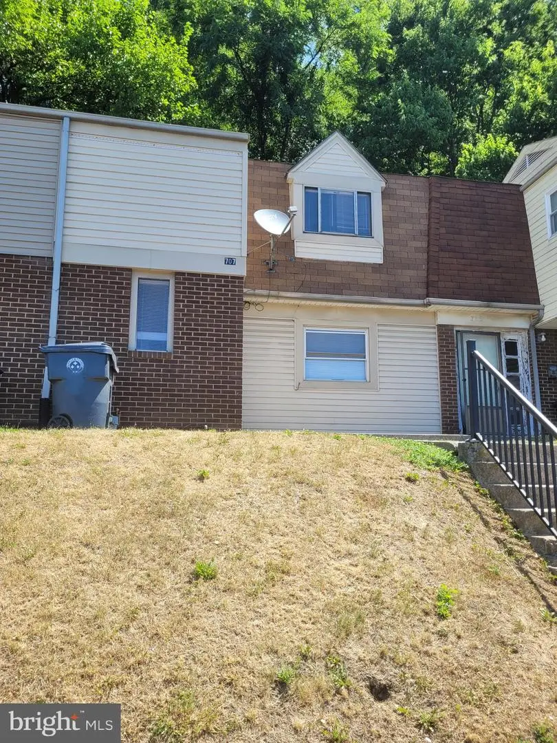 707 Saint Marys Dr, Steelton, PA 17113 - #2
