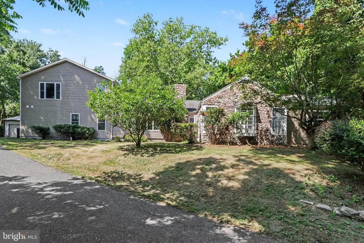 2415 Paxton Church Rd, Harrisburg, PA 17110 - #1