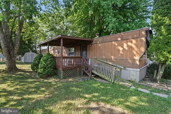 75 Austin Dr, GRANTVILLE, PA 17028