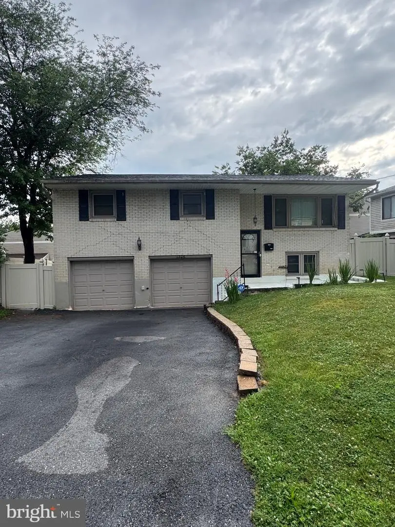 1306 N 14th St, Harrisburg, PA 17103 - #2