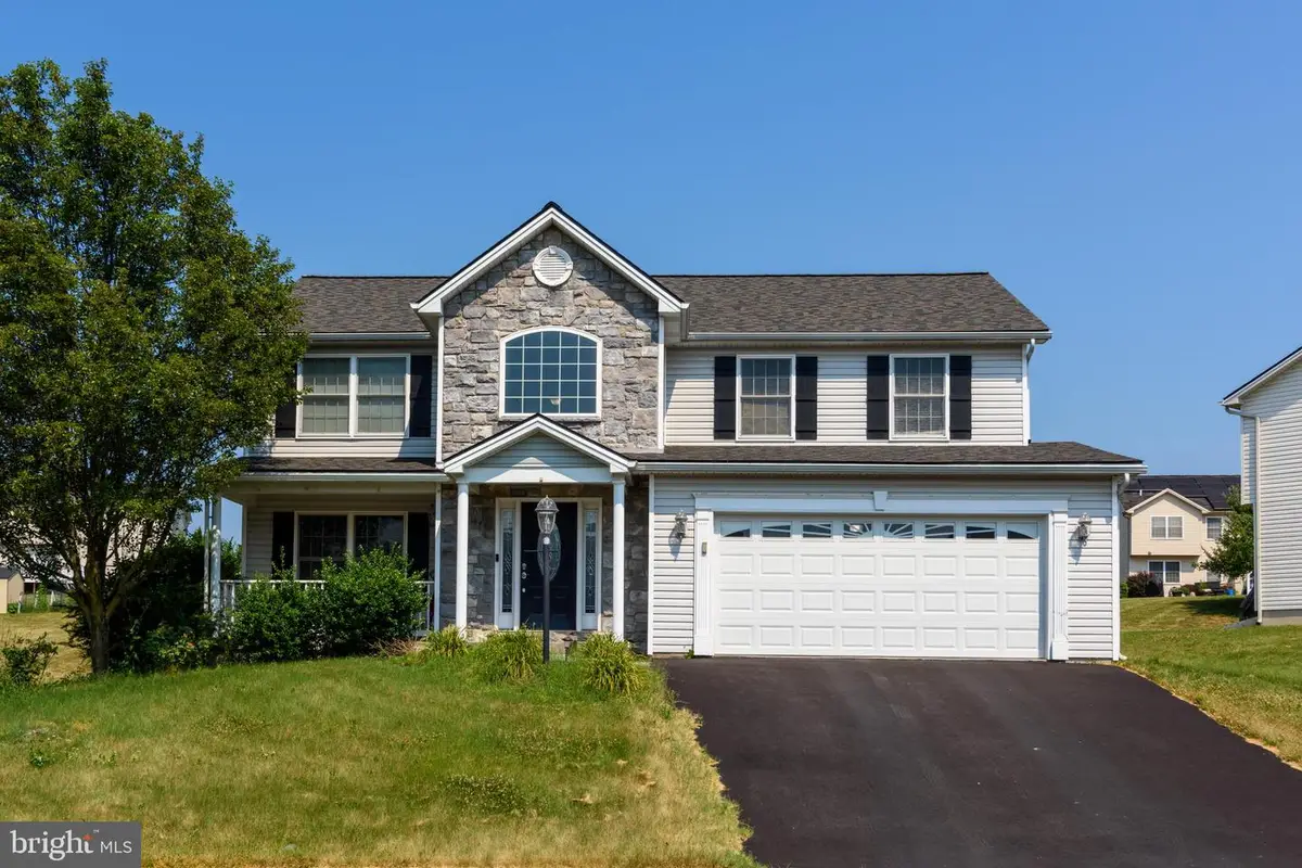 3207 Jonagold Dr, Harrisburg, PA 17110 - #1