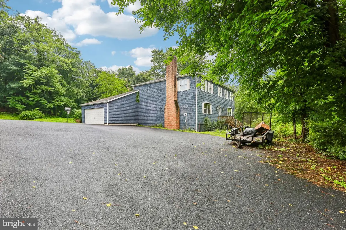 4317 Winthrop Dr, Harrisburg, PA 17112 - #1
