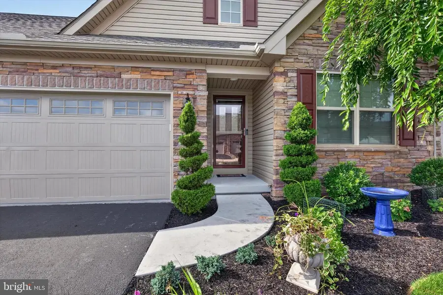 4315 Ashdon Dr, Harrisburg, PA 17112 - #2