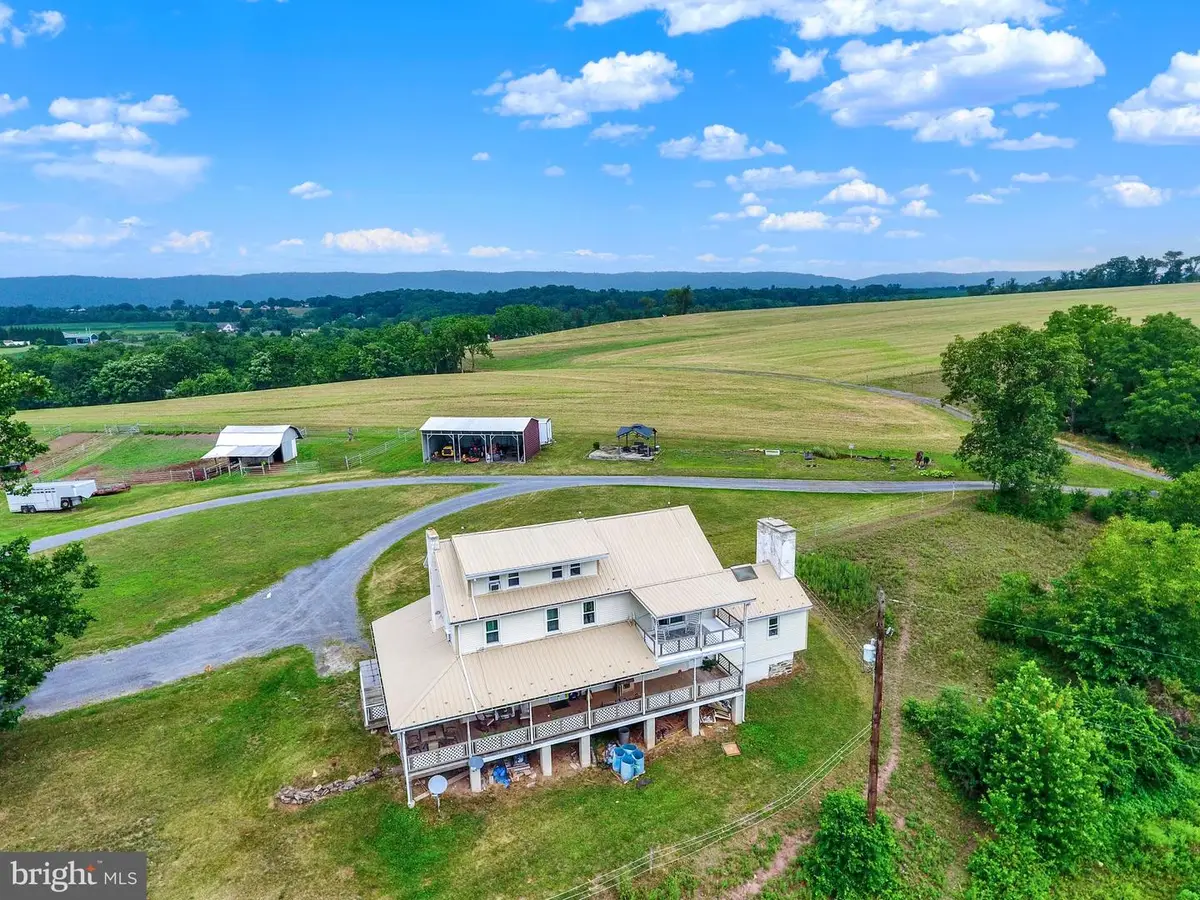 267 Hobby Horse Ln, Millersburg, PA 17061 - #1