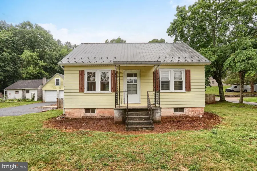 2731 Fishing Creek Valley Rd, Harrisburg, PA 17112 - #2