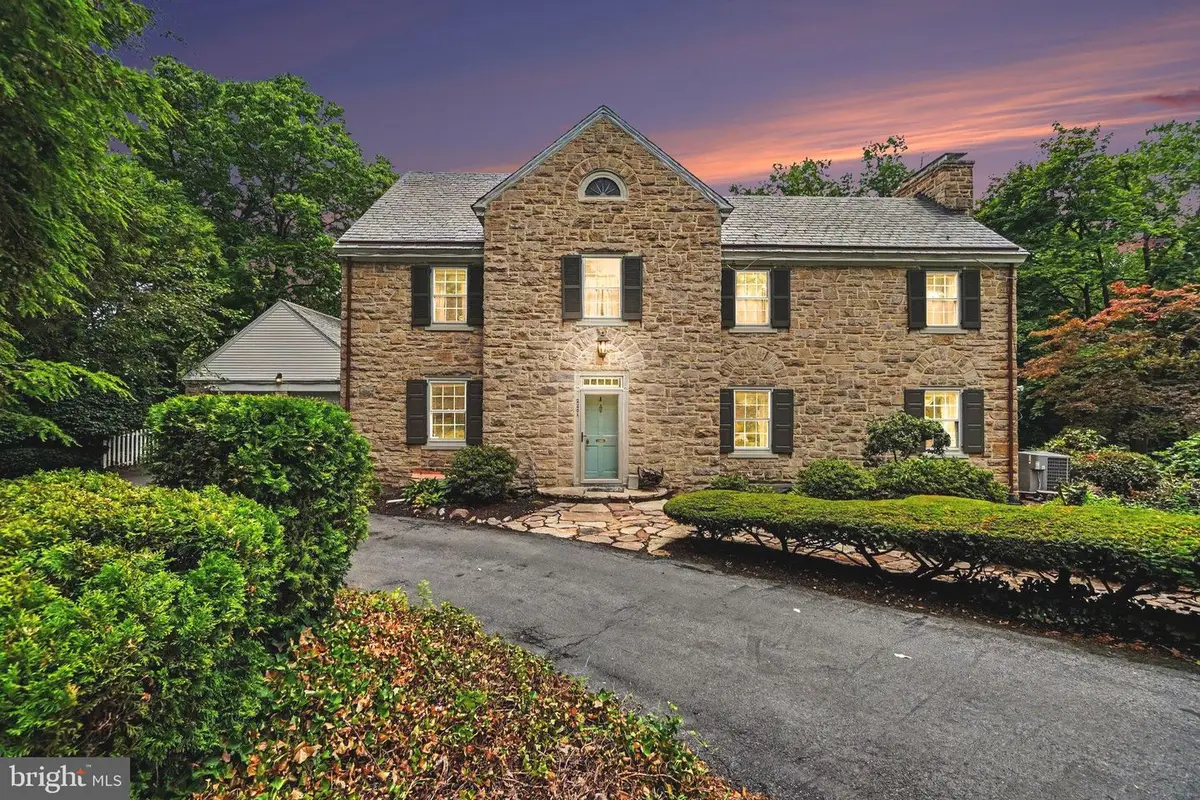 2201 Bellevue Rd, Harrisburg, PA 17104 - #1