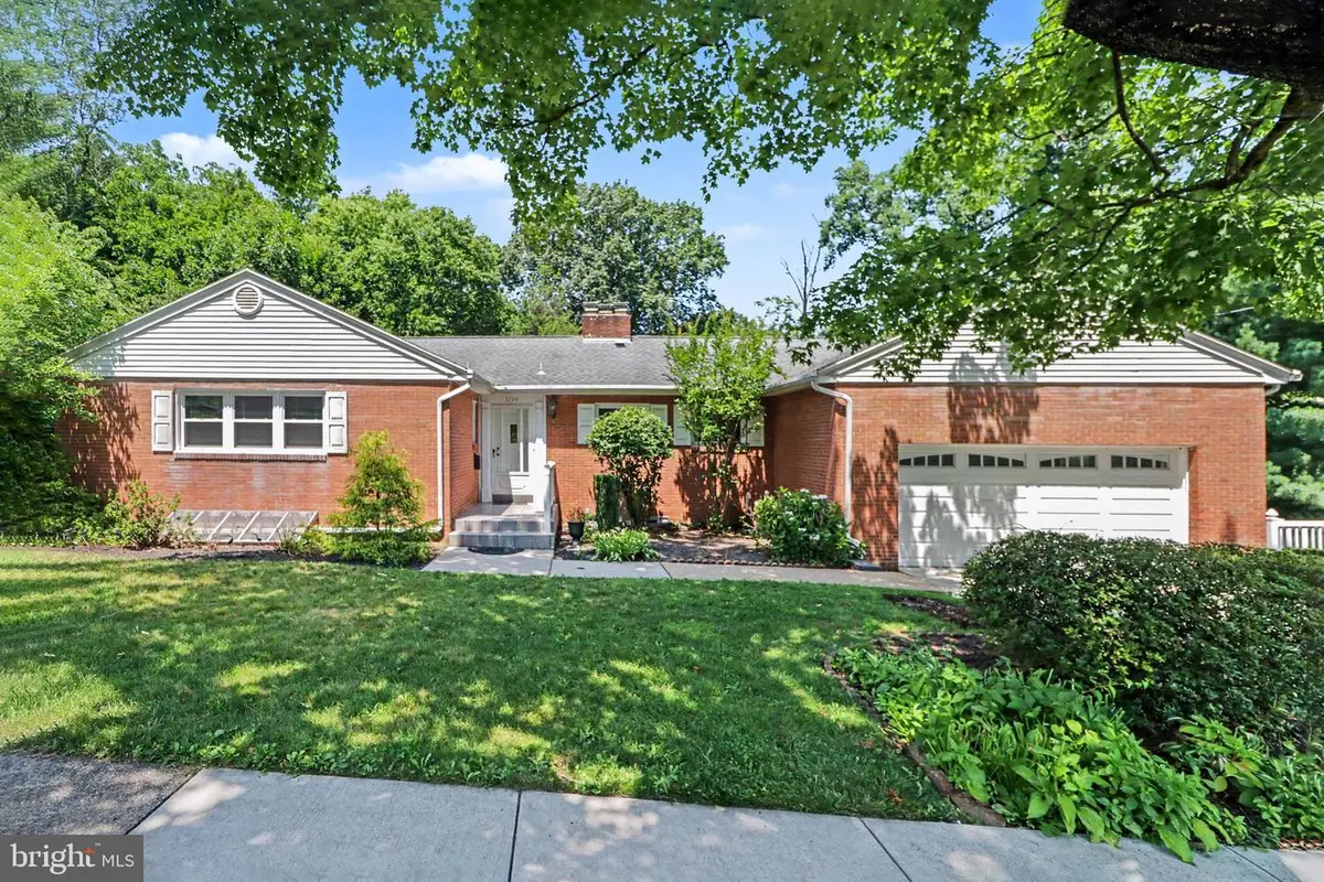 3794 Dawn Mar St, Harrisburg, PA 17111 - #1
