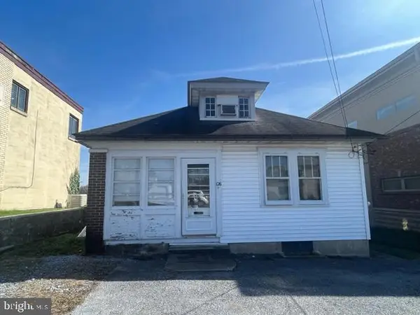 1126 E Chocolate Ave, HERSHEY, PA 17033
