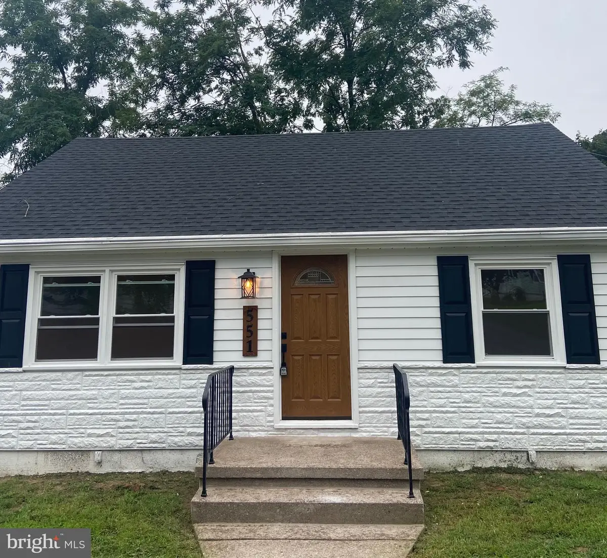 551 West Dr, Harrisburg, PA 17111 - #1