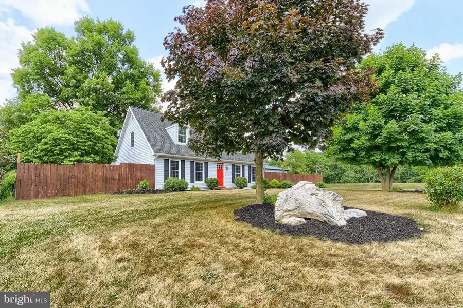 3740 Beagle Rd, Middletown, PA 17057 - #3