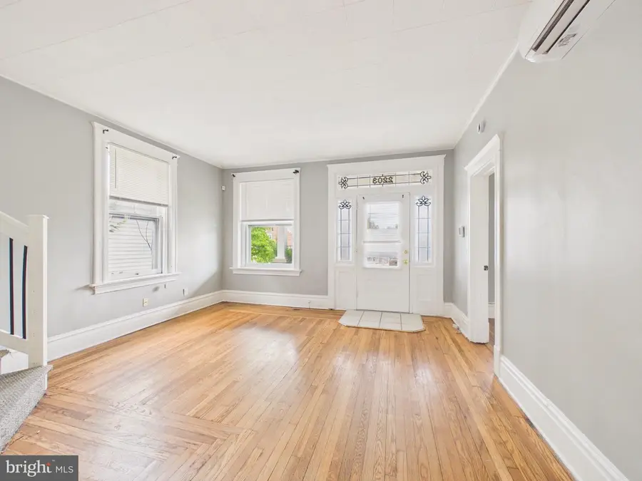 2203 Walnut St, Harrisburg, PA 17103 - #3