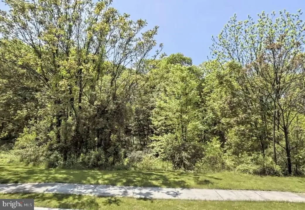 Litchfield Road, Harrisburg, PA 17112 - #1