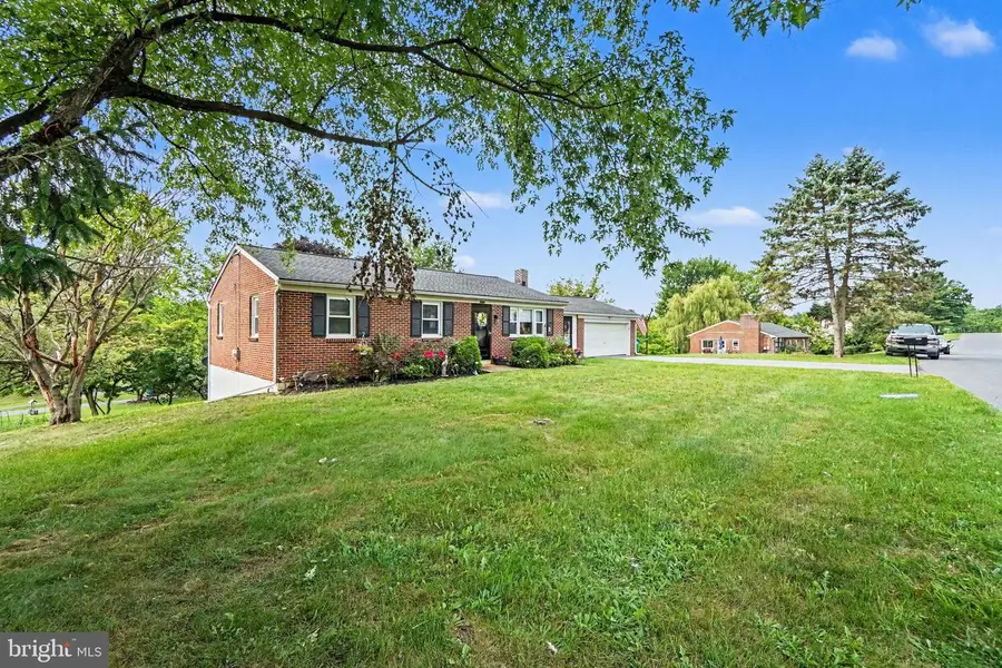 5975 Clover Rd, Harrisburg, PA 17112 - #3
