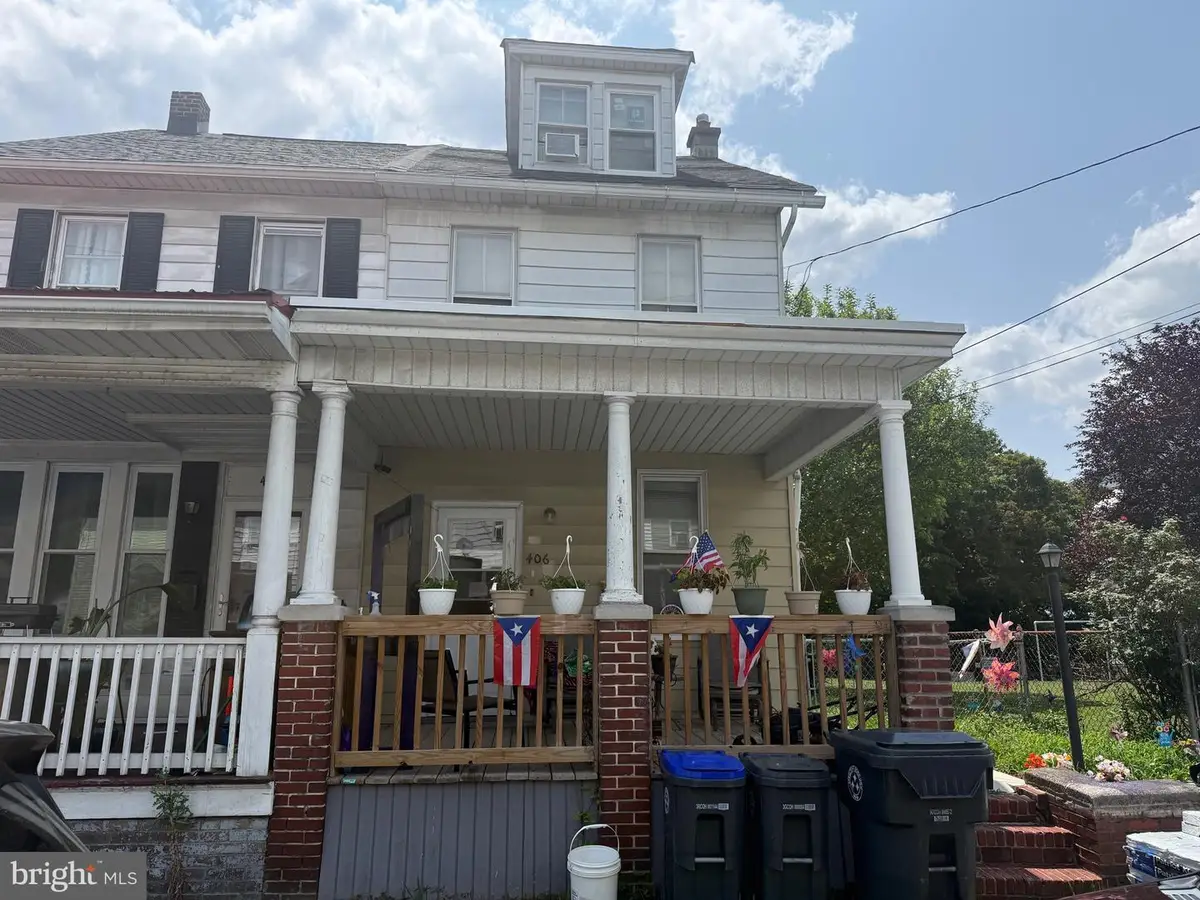 406 N 3rd St, Steelton, PA 17113 - #1