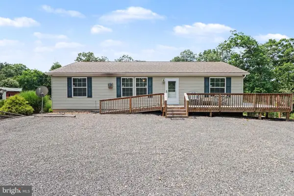 327 Mohr Rd, MILLERSBURG, PA 17061