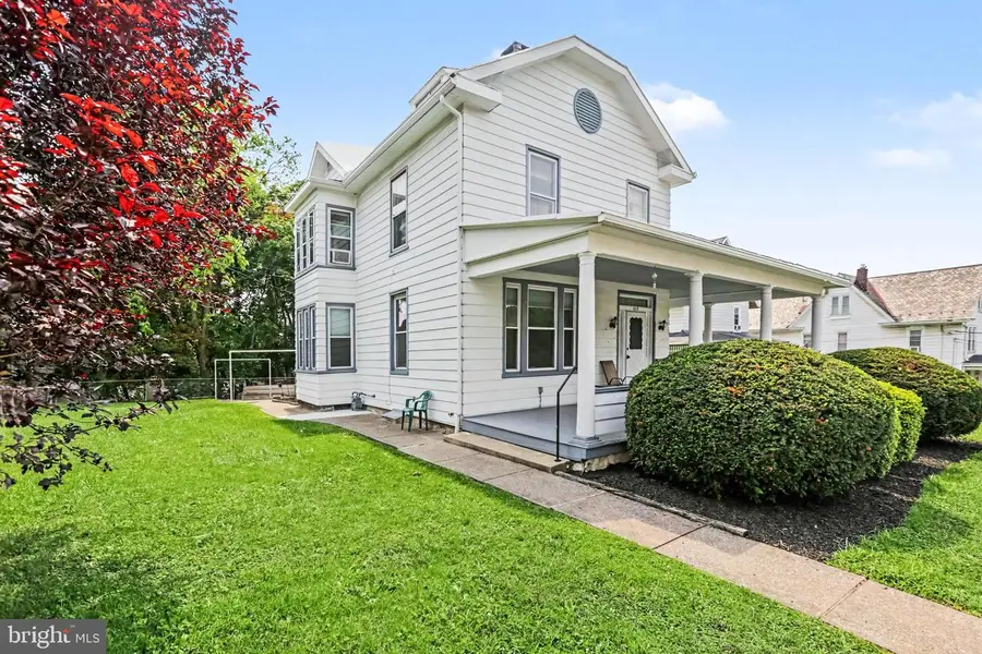 418 N 3rd St, Steelton, PA 17113 - #2