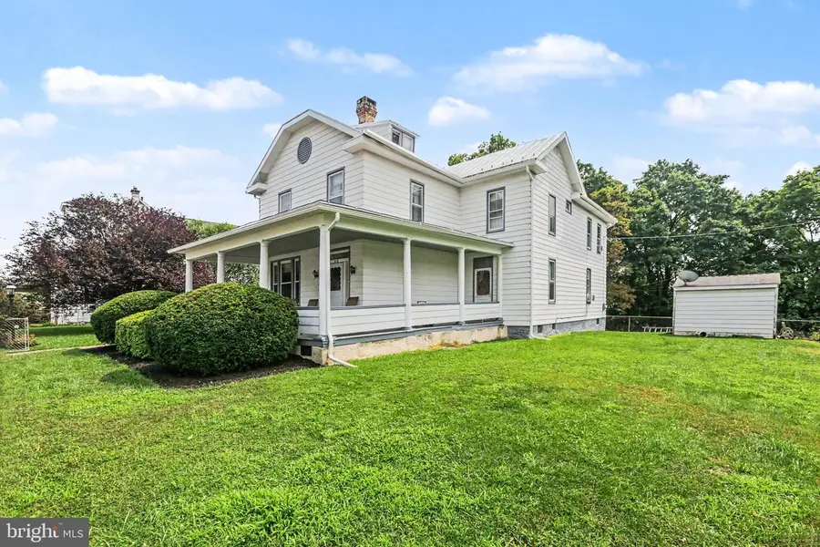 418 N 3rd St, Steelton, PA 17113 - #3