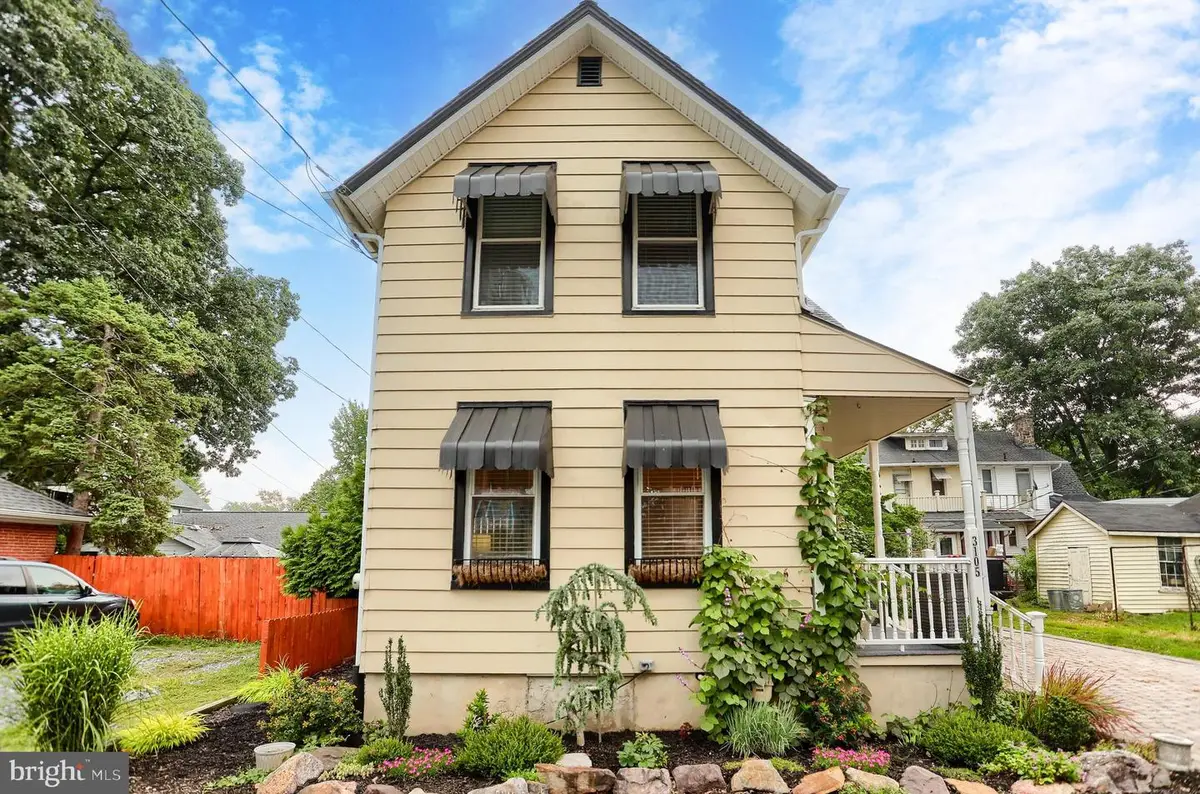 3105 N River St, Harrisburg, PA 17110 - #1