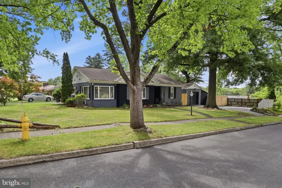 3501 Cloverfield Rd, Harrisburg, PA 17109 - #2