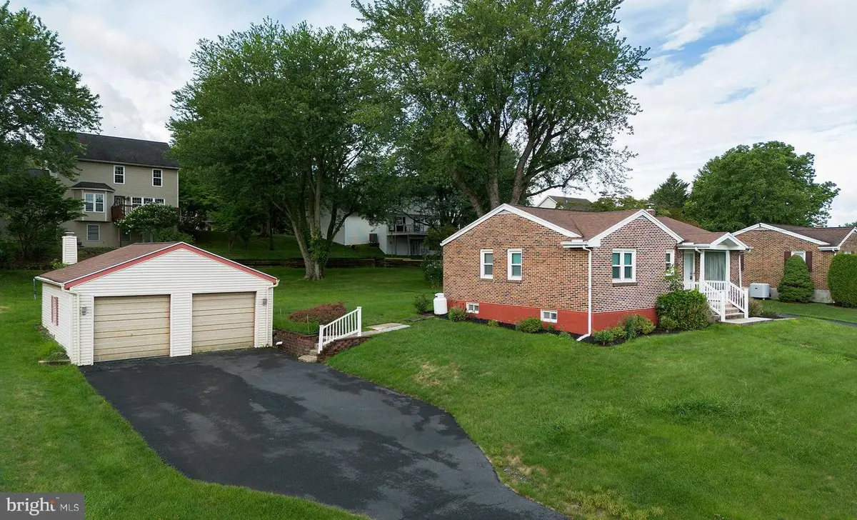 2400 Walker Mill Rd, Harrisburg, PA 17110 - #1