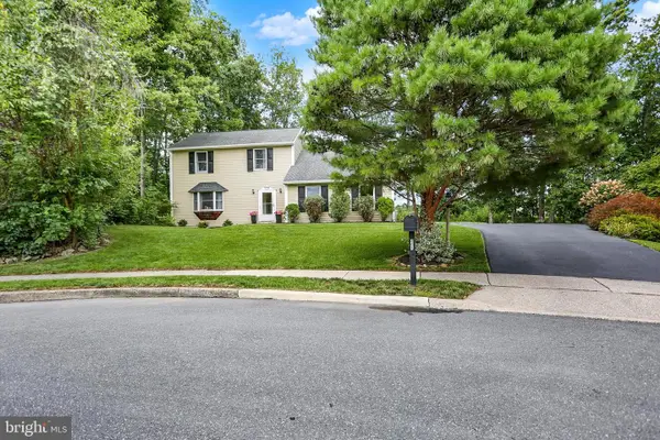 805 Leeds Ct, HARRISBURG, PA 17112