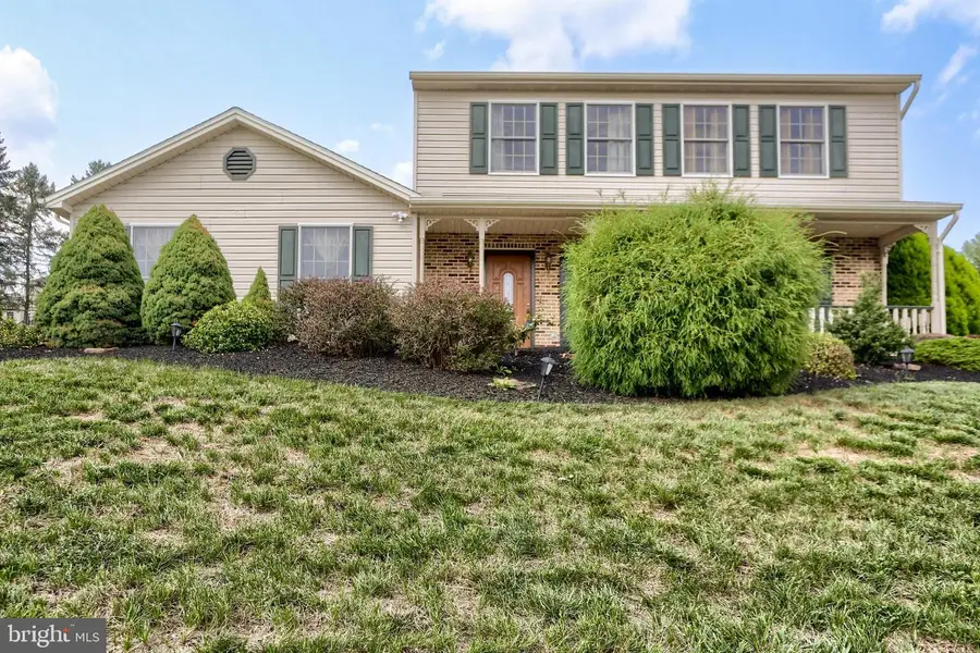 888 Sunnyhill Ln, Harrisburg, PA 17111 - #2