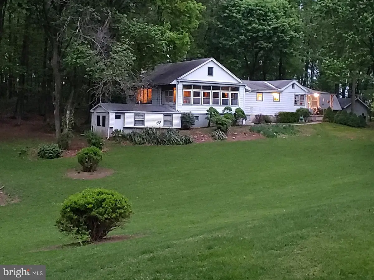 5652 Union Deposit Rd, Harrisburg, PA 17111 - #1