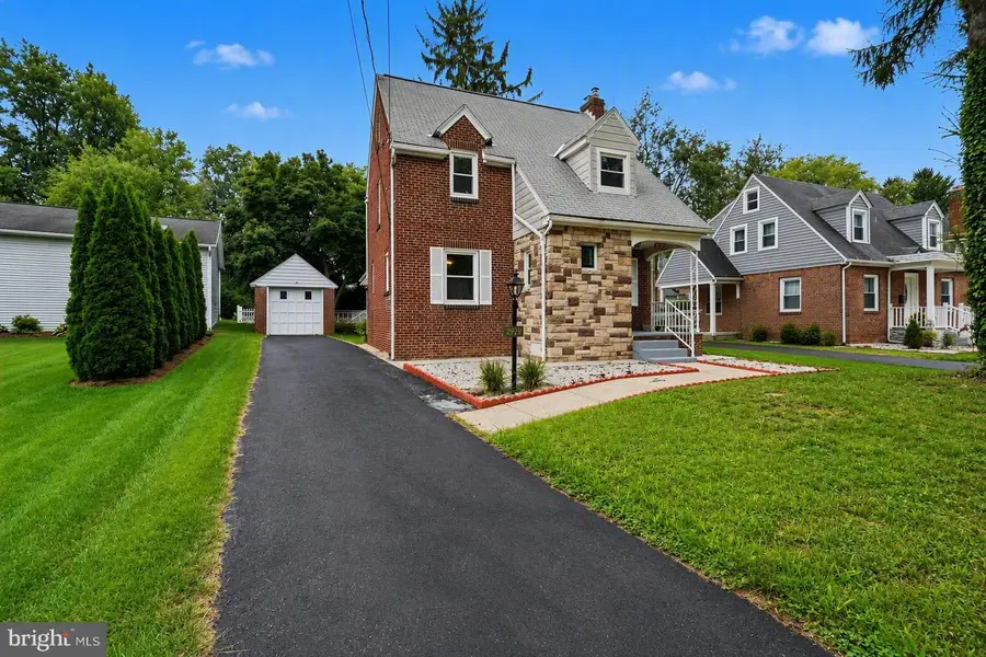 2929 Locust Ln, Harrisburg, PA 17109 - #2