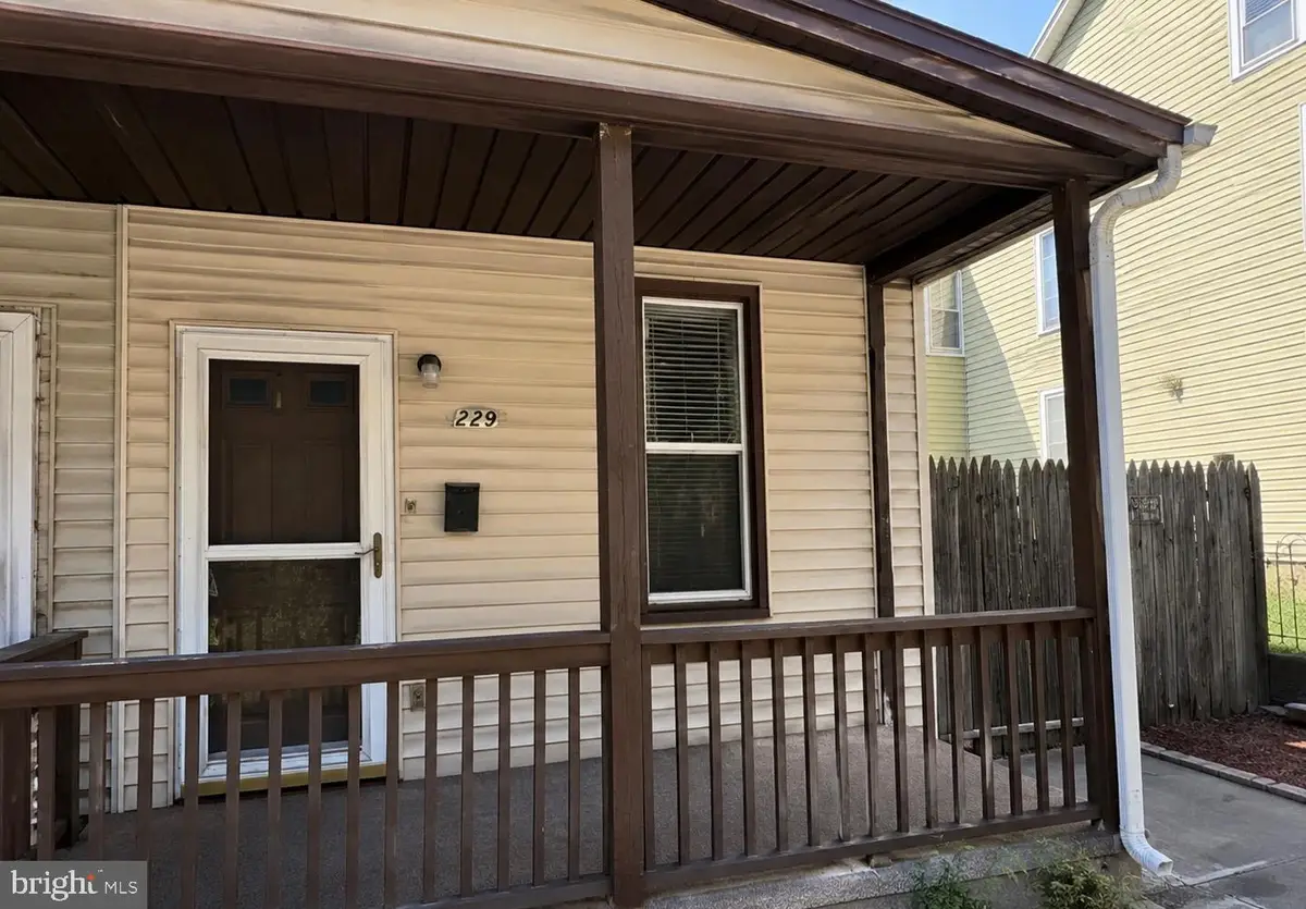 229 Swatara St, Steelton, PA 17113 - #1