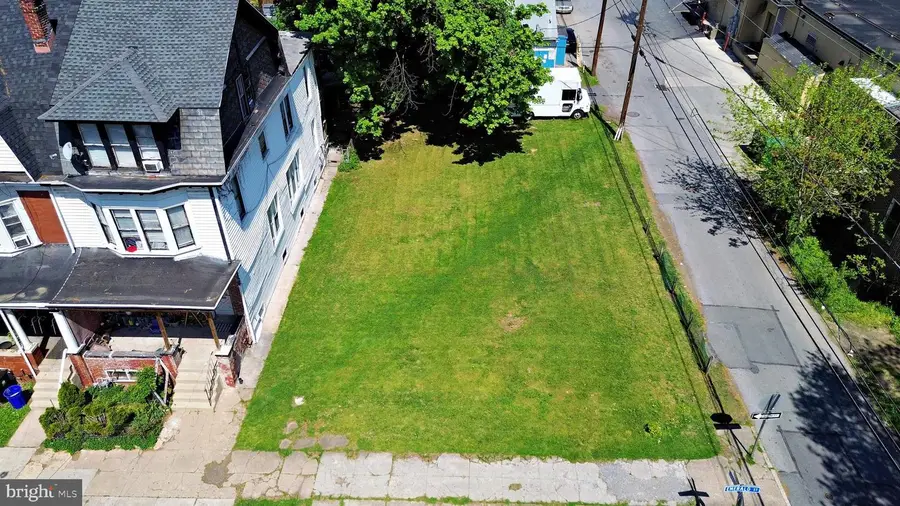 246 Emerald St, Harrisburg, PA 17110 - #3