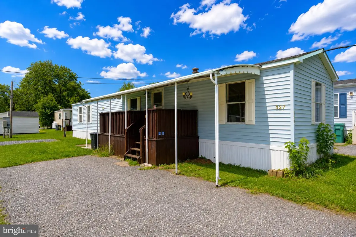327 Caravan Ct, Middletown, PA 17057 - #1
