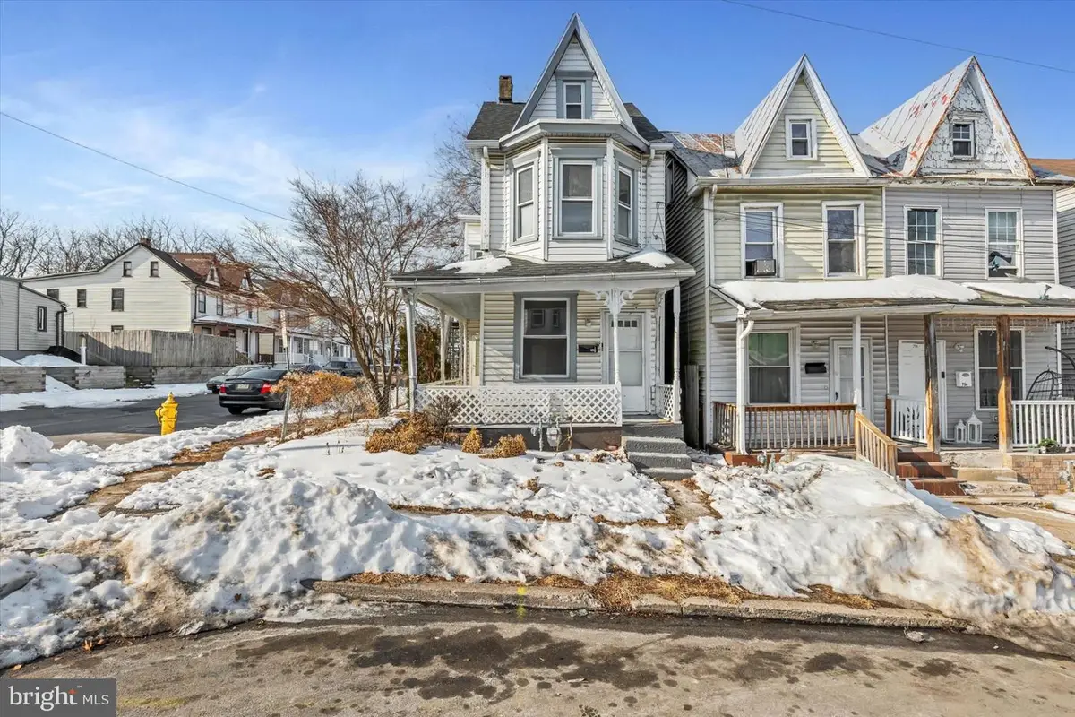 712 19th St N, Harrisburg, PA 17103 - #1