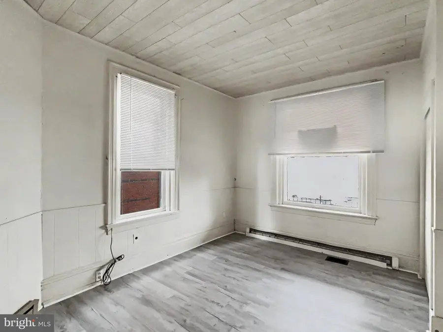 362 Locust St, Steelton, PA 17113 - #3