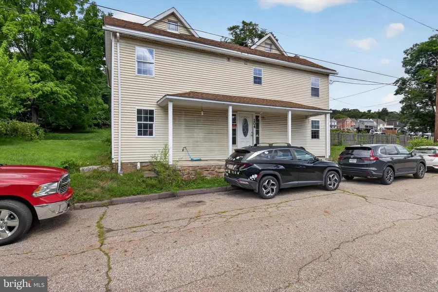 204 Walnut St, Wiconisco, PA 17097 - #2
