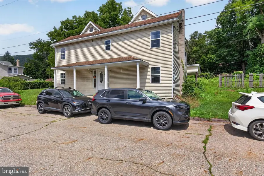 204 Walnut St, Wiconisco, PA 17097 - #3
