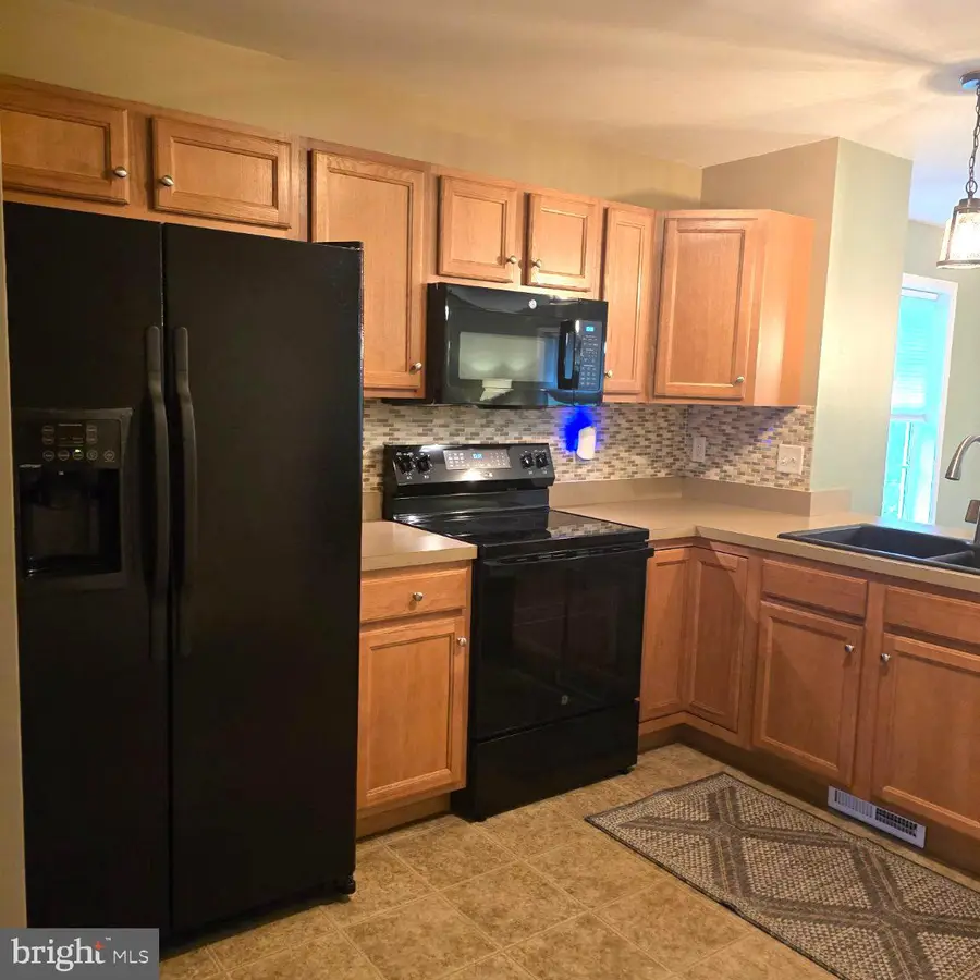 704 Winding Ln, Harrisburg, PA 17111 - #3