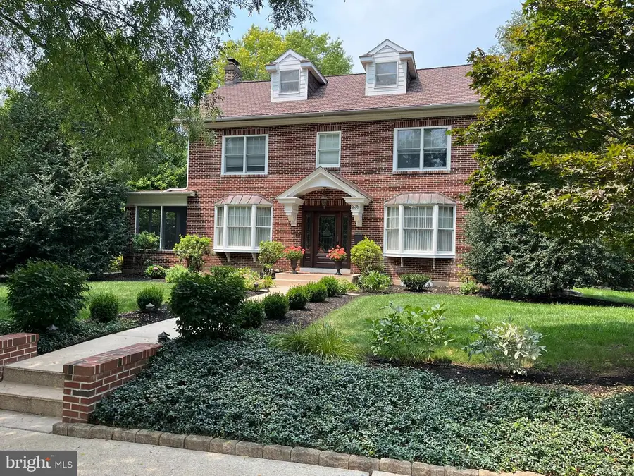 239 Elm Ave, Hershey, PA 17033 - #2
