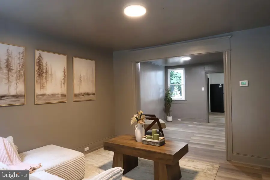 242 N 2nd St, Steelton, PA 17113 - #3