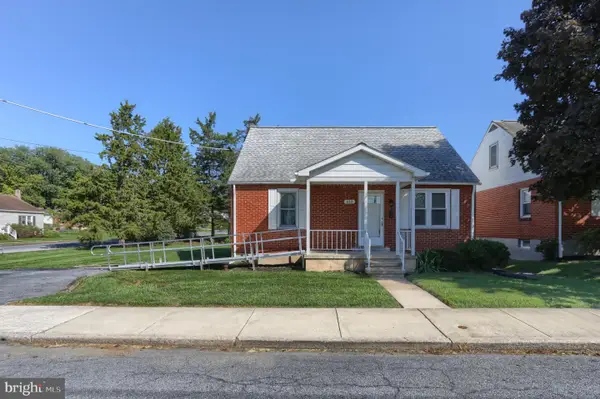 610 W 2nd St, HUMMELSTOWN, PA 17036