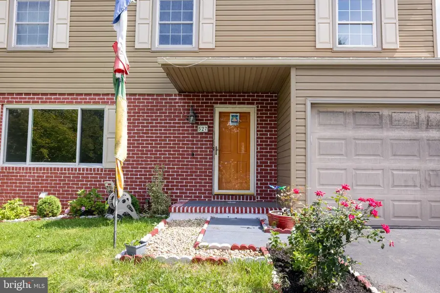527 Springhouse Ct, Harrisburg, PA 17111 - #2