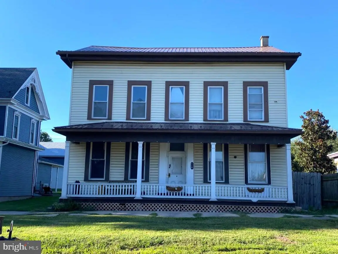 119 E Market St, Berrysburg, PA 17005 - #1