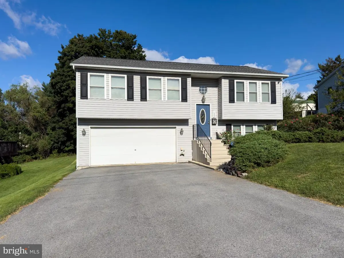 1005 Main St, Oberlin, PA 17113 - #1