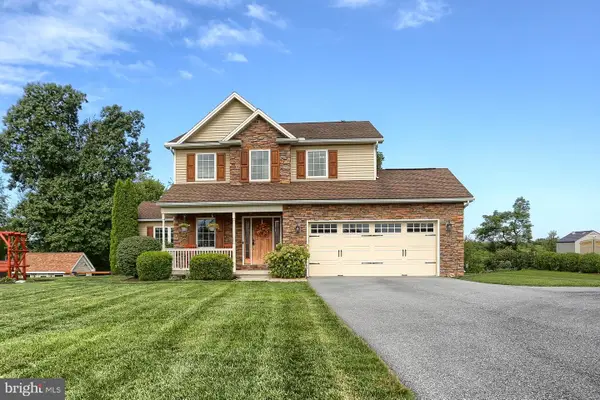 6 Harvey Cir, HUMMELSTOWN, PA 17036