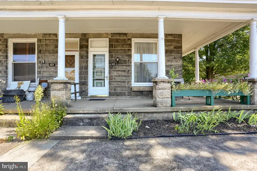 325 Spruce St, Lykens, PA 17048 - #3