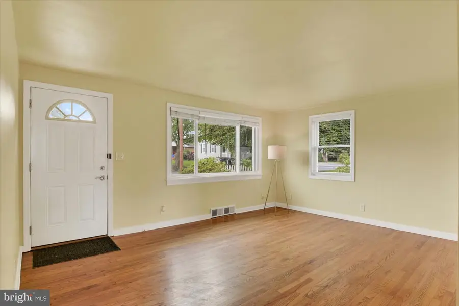 4705 Lancaster St, Harrisburg, PA 17111 - #3